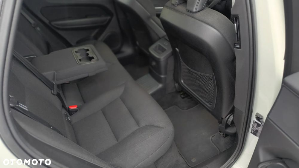 Volvo XC 60 T6 AWD Recharge Geartronic RDesign Expression - 20