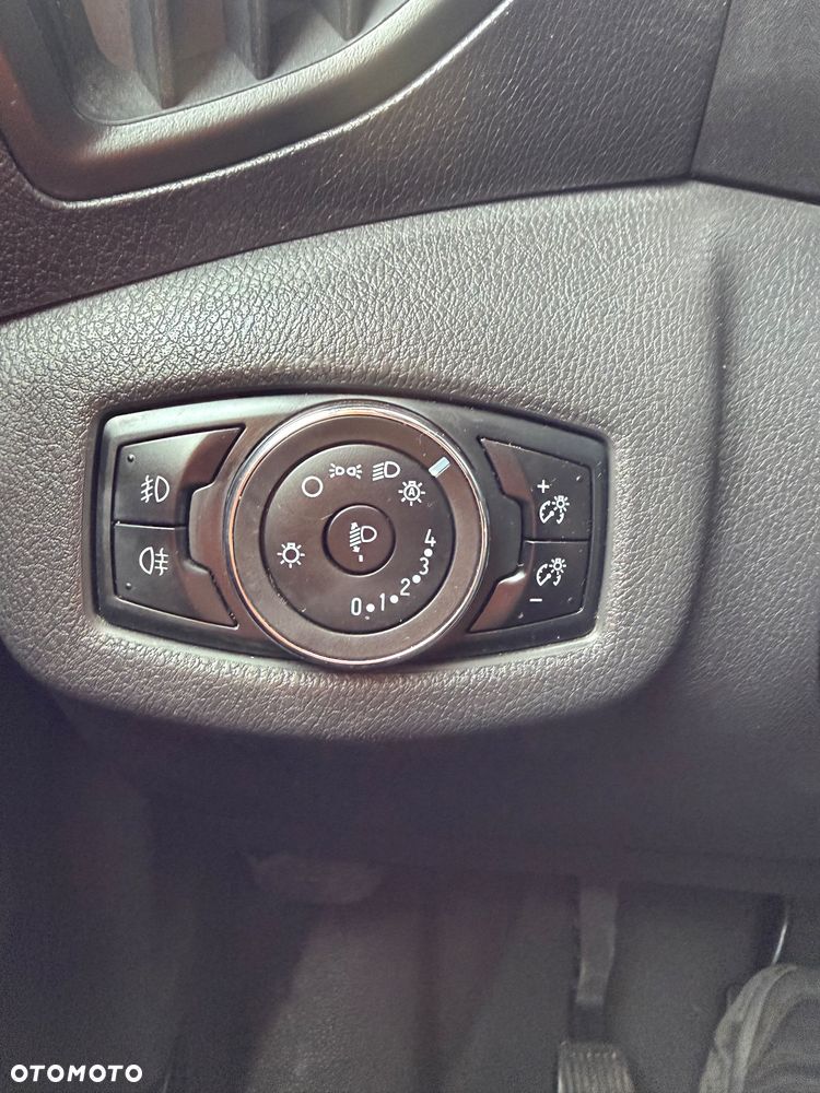 Ford Connect - 23