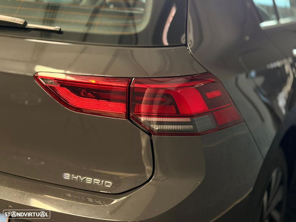 VW Golf 1.4 TSI e-Hybrid DSG - 10