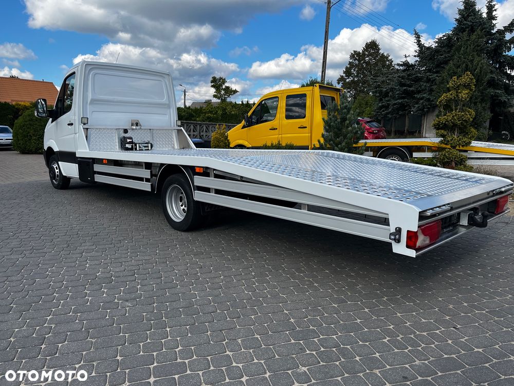 Mercedes-Benz Sprinter - 5