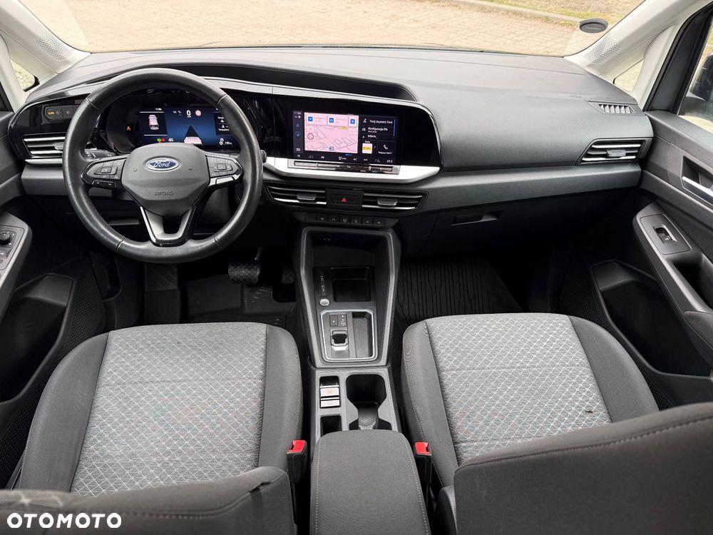 Ford Tourneo Connect Grand - 13