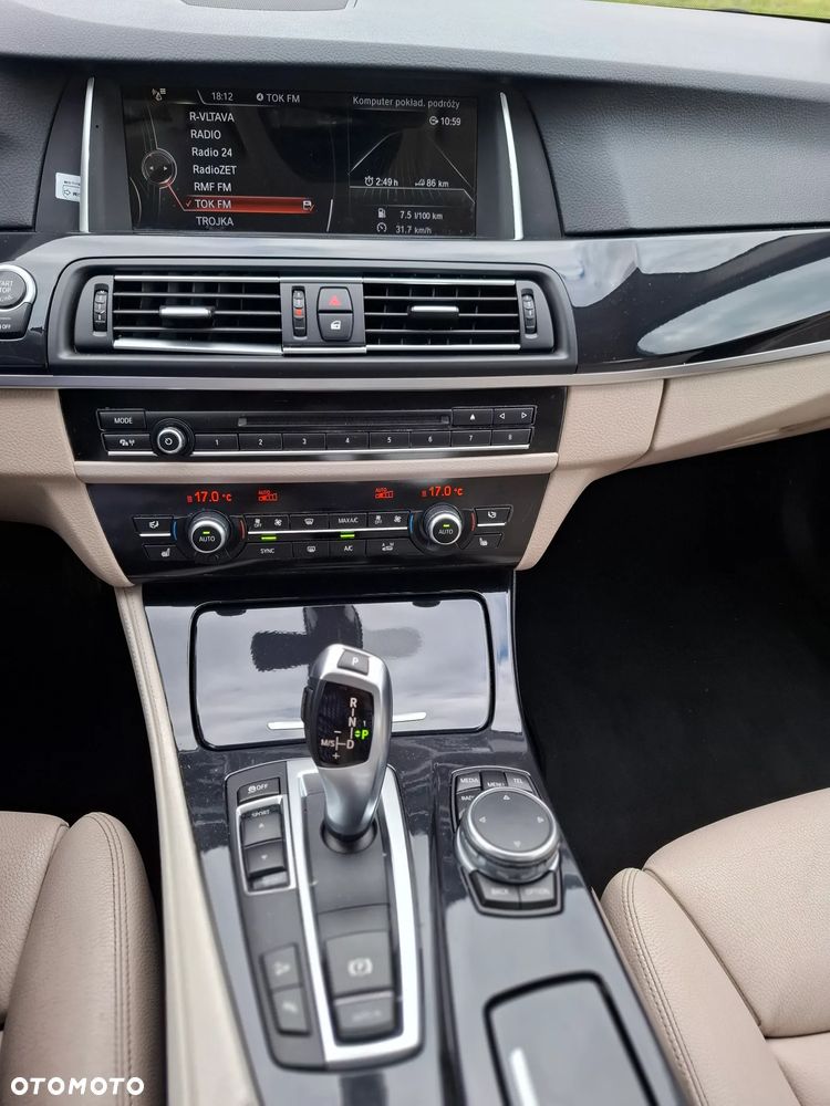 BMW Seria 5 525d xDrive - 19