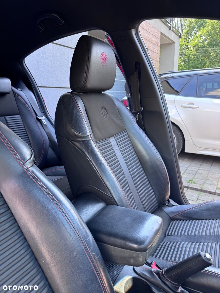 Alfa Romeo Giulietta 1.4 TB 16V Sport - 17