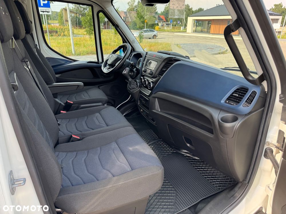 Iveco Daily‼️72C18‼️2021r 3.0 HI-MATIC Chłodnia/Mroźnia zakres -32C THERMO KING V-500 MAX Źródło Zasilania 400V Grube Ściany/Podłoga Przegroda komorowa‼️ Full LED na bliźniaku Salon Polska DMC7200kg - 30