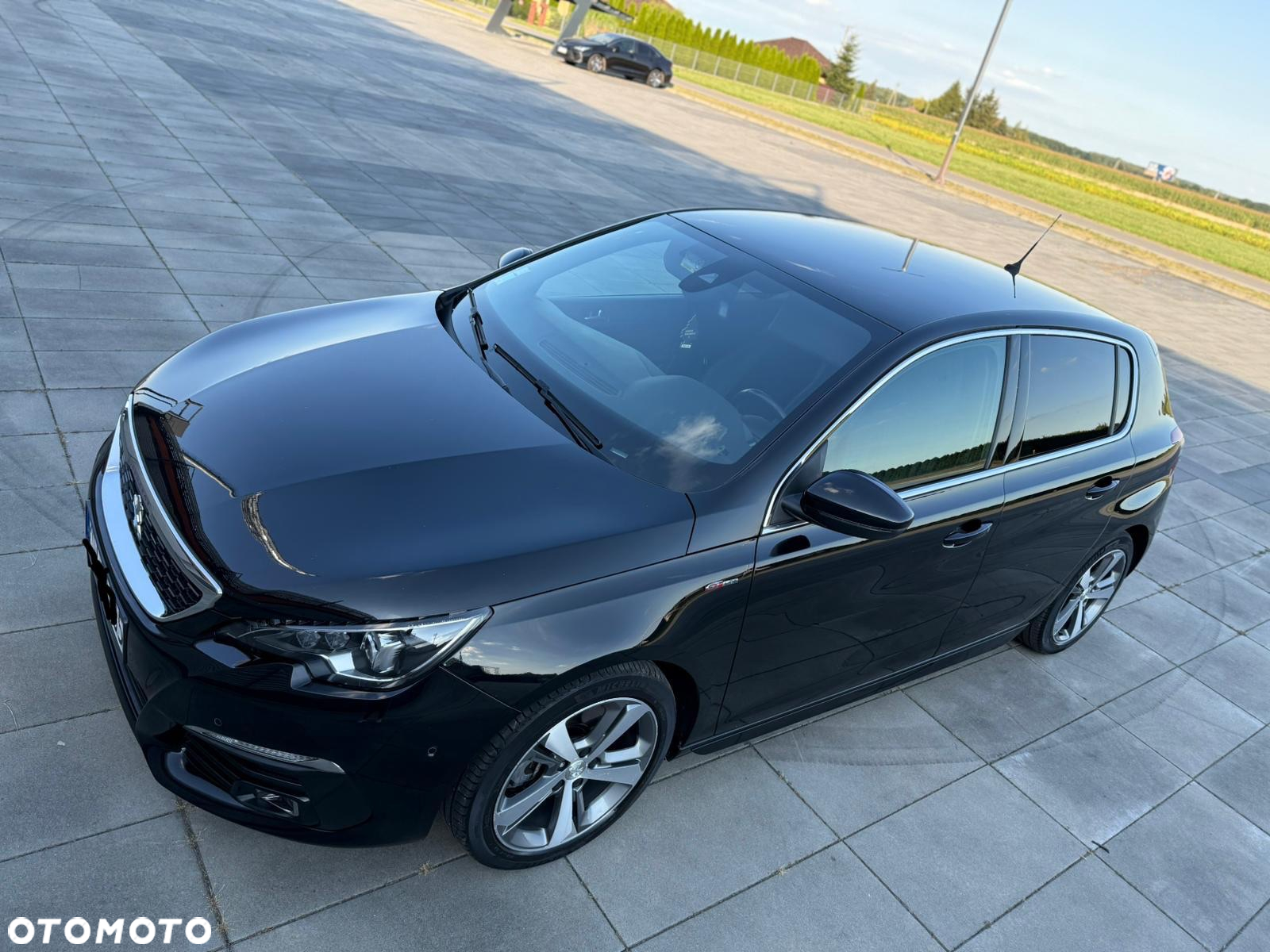Peugeot 308 2.0 BlueHDi Allure S&S - 14