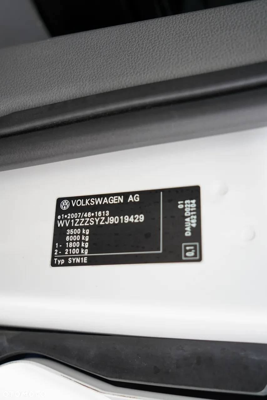 Volkswagen CRAFTER  / 2.0 D / FURGON BLASZAK / NAJAZD ALUMINIOWY /  DMC: 3500 KG / 2018 ROK / SPROWADZONY / PO KONTRAKCIE SERWISOWYM - 37