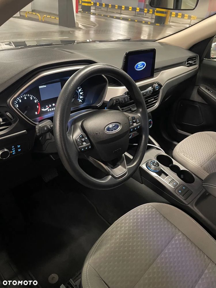 Ford Kuga - 13