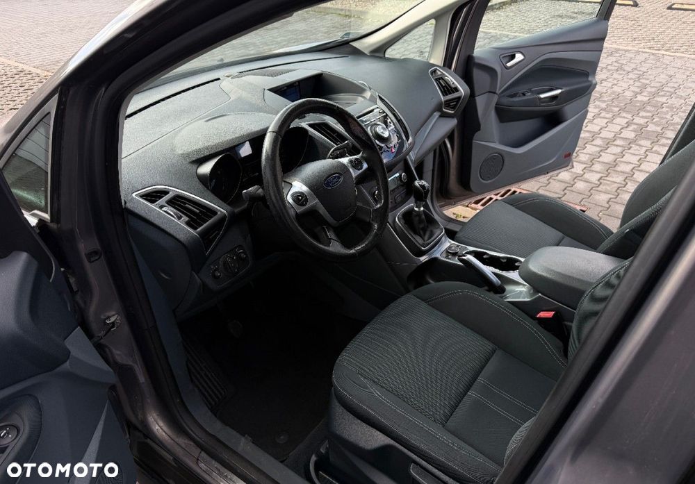 Ford Grand C-MAX - 9