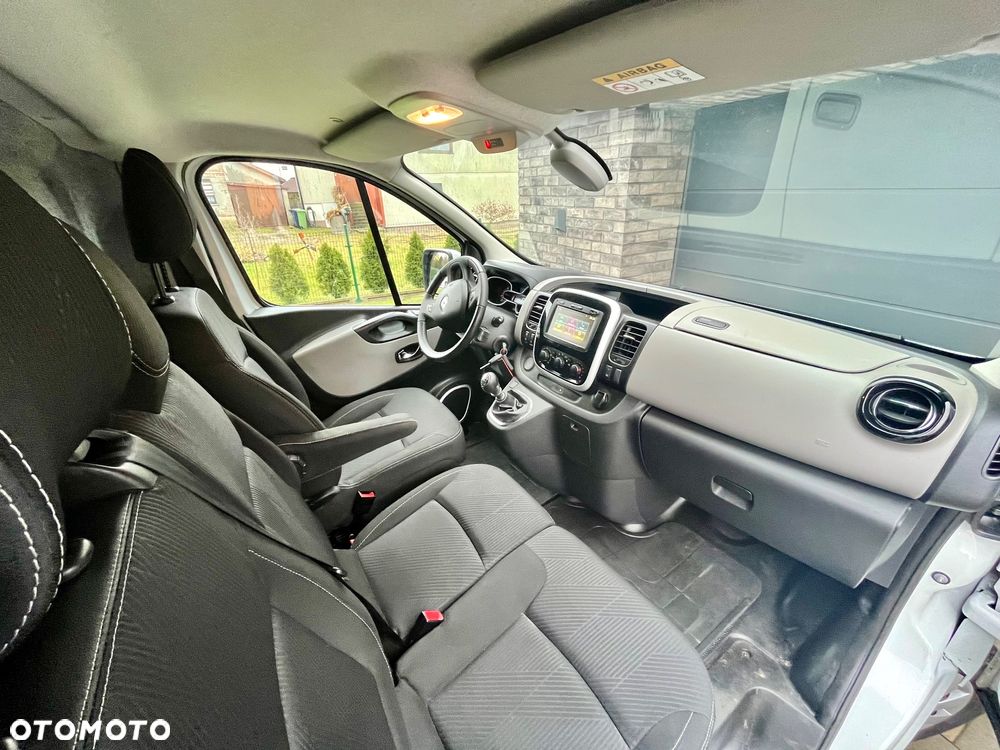 Renault Trafic - 11