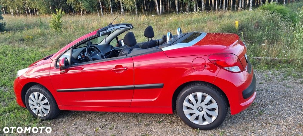 Peugeot 207 CC - 2
