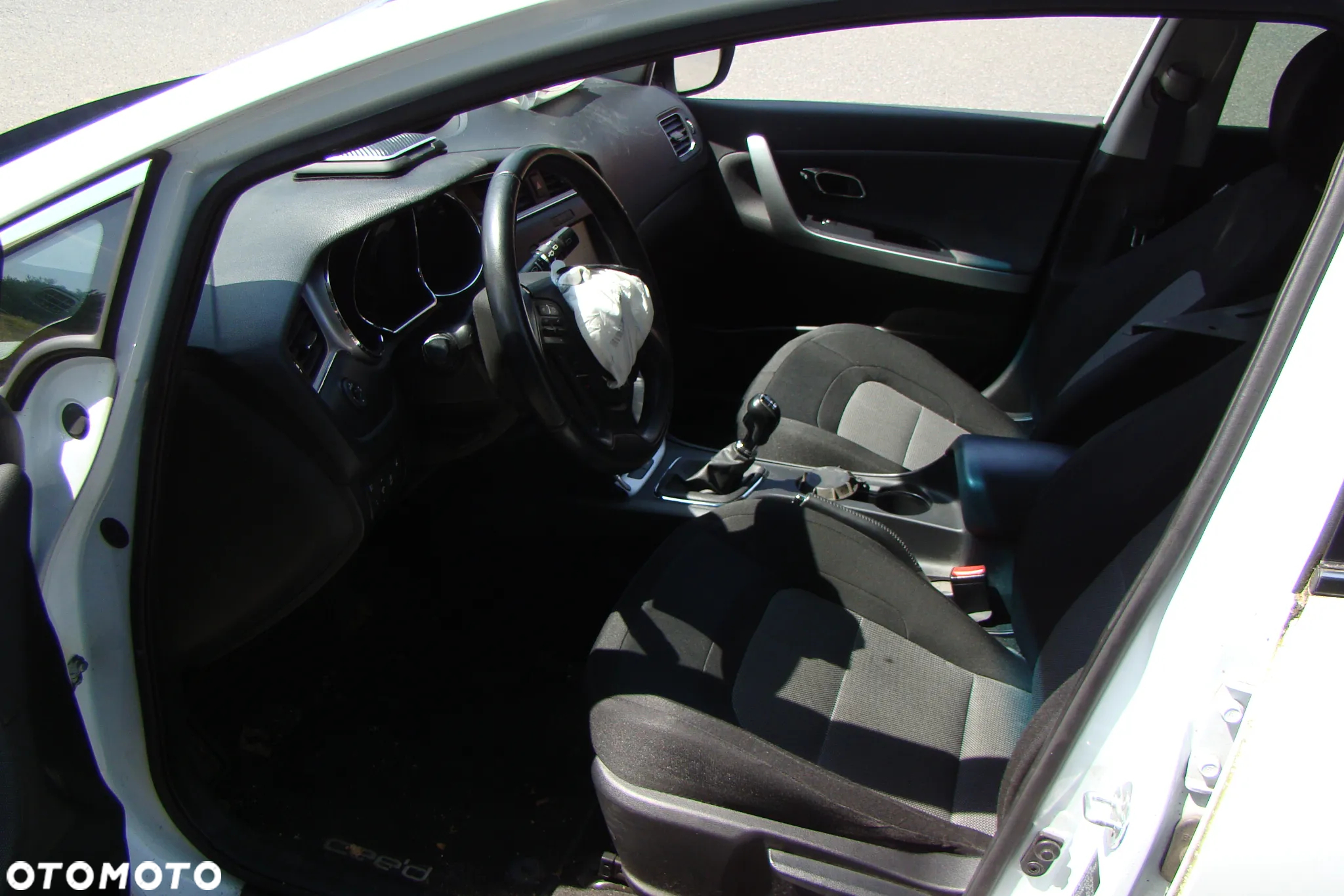 Kia Ceed - 22