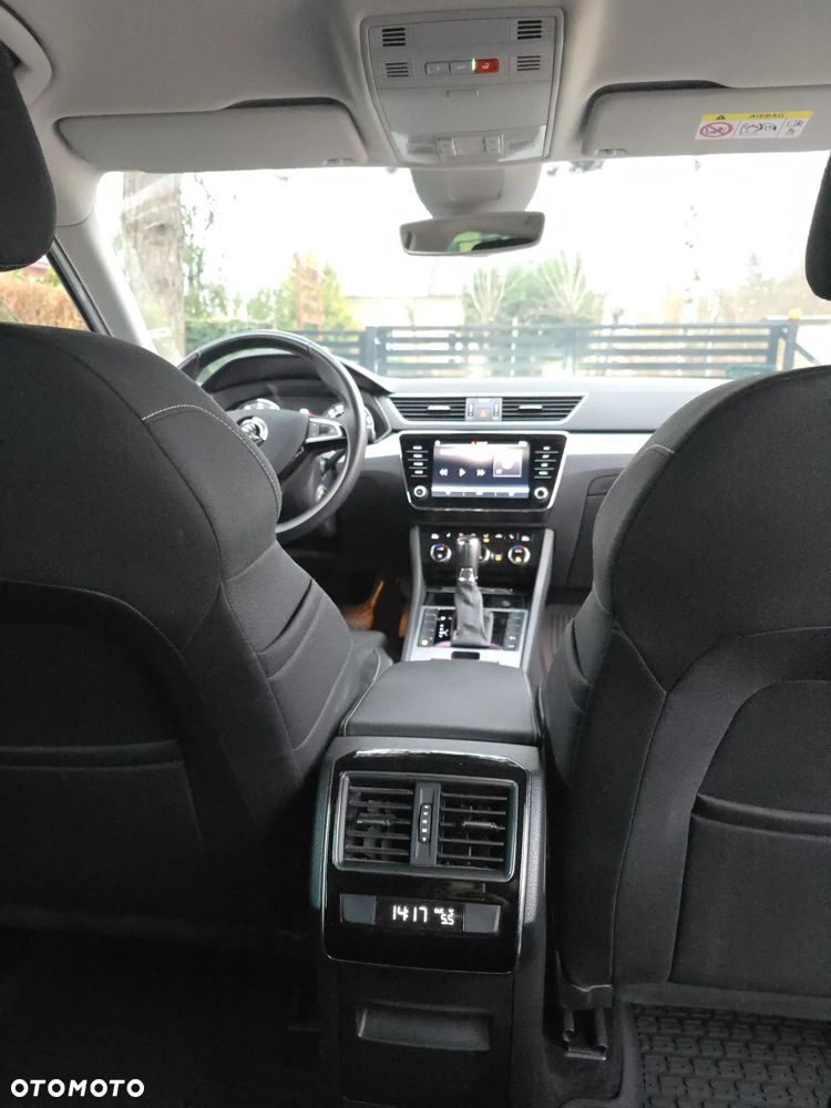 Skoda Superb 1.5 TSI Ambition DSG - 14