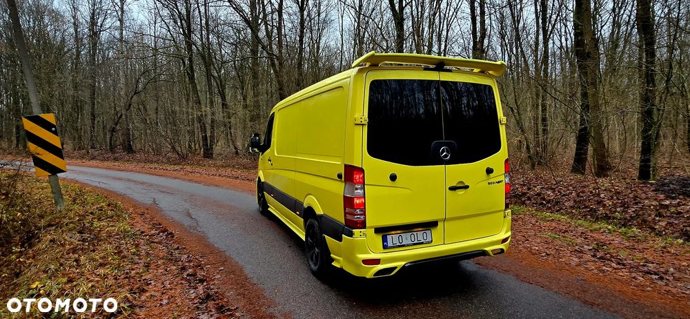 Mercedes-Benz Sprinter - 4