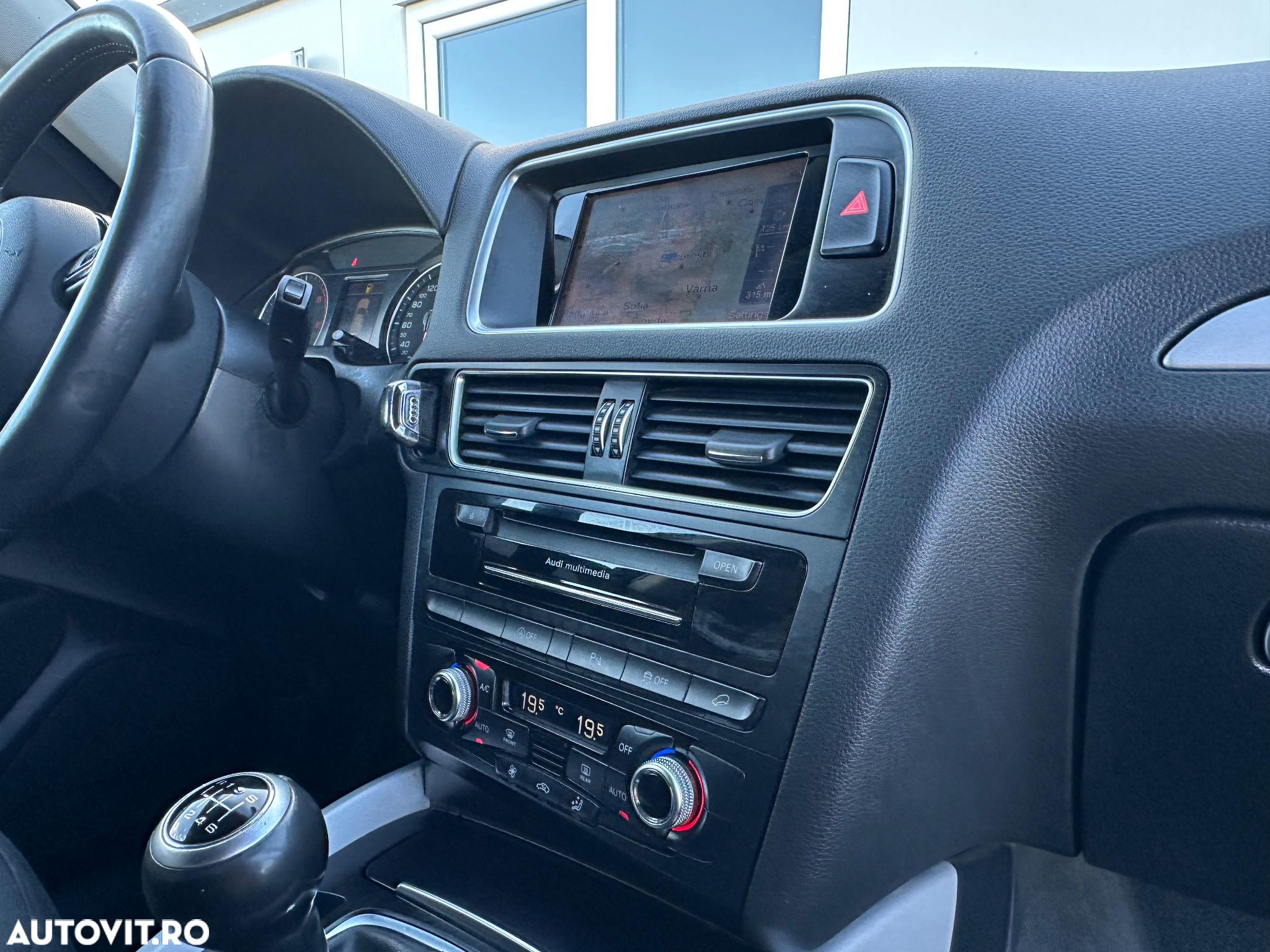 Audi Q5 2.0 TDI Quattro (clean diesel) - 29