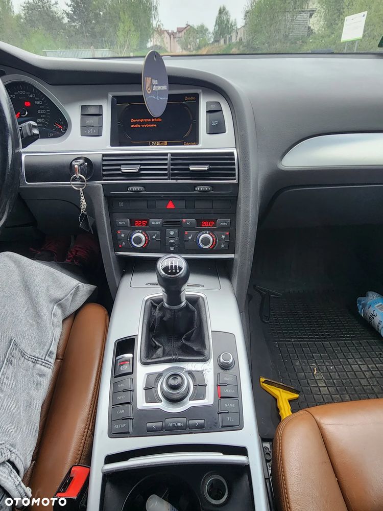 Audi A6 Avant - 8