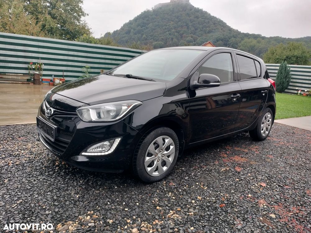 Hyundai i20 - 25