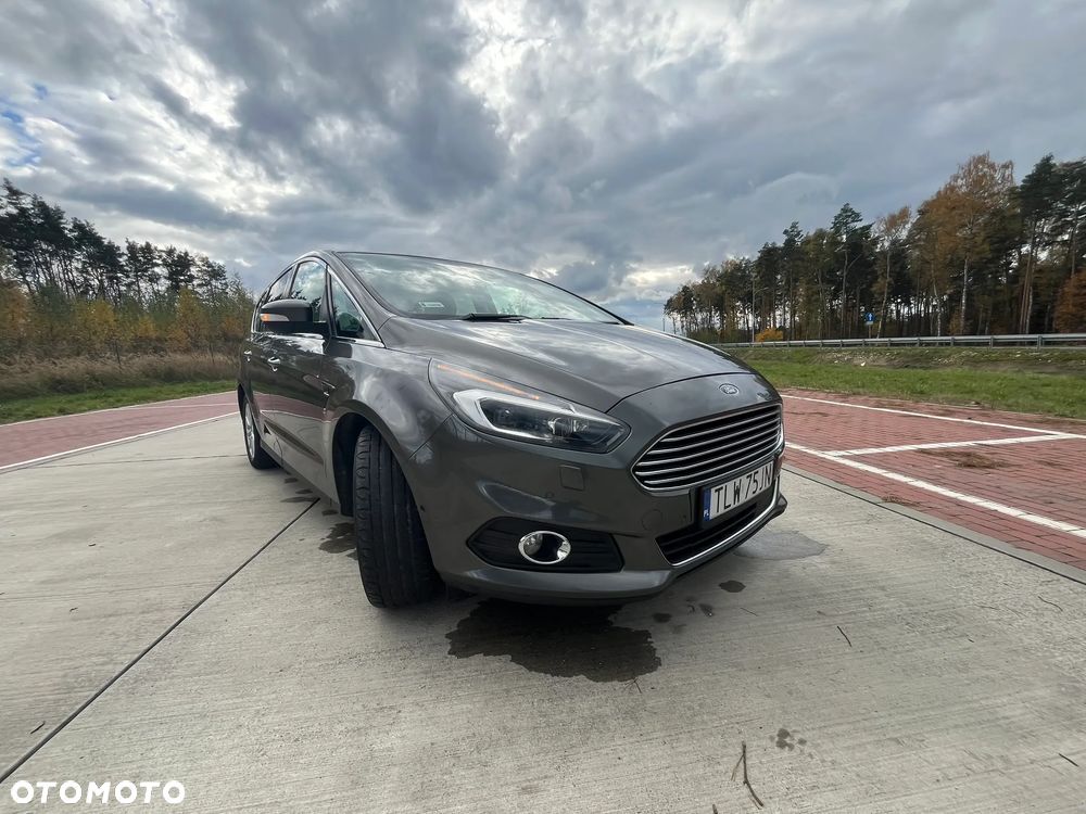 Ford S-Max 2.0 TDCi Titanium PowerShift - 27