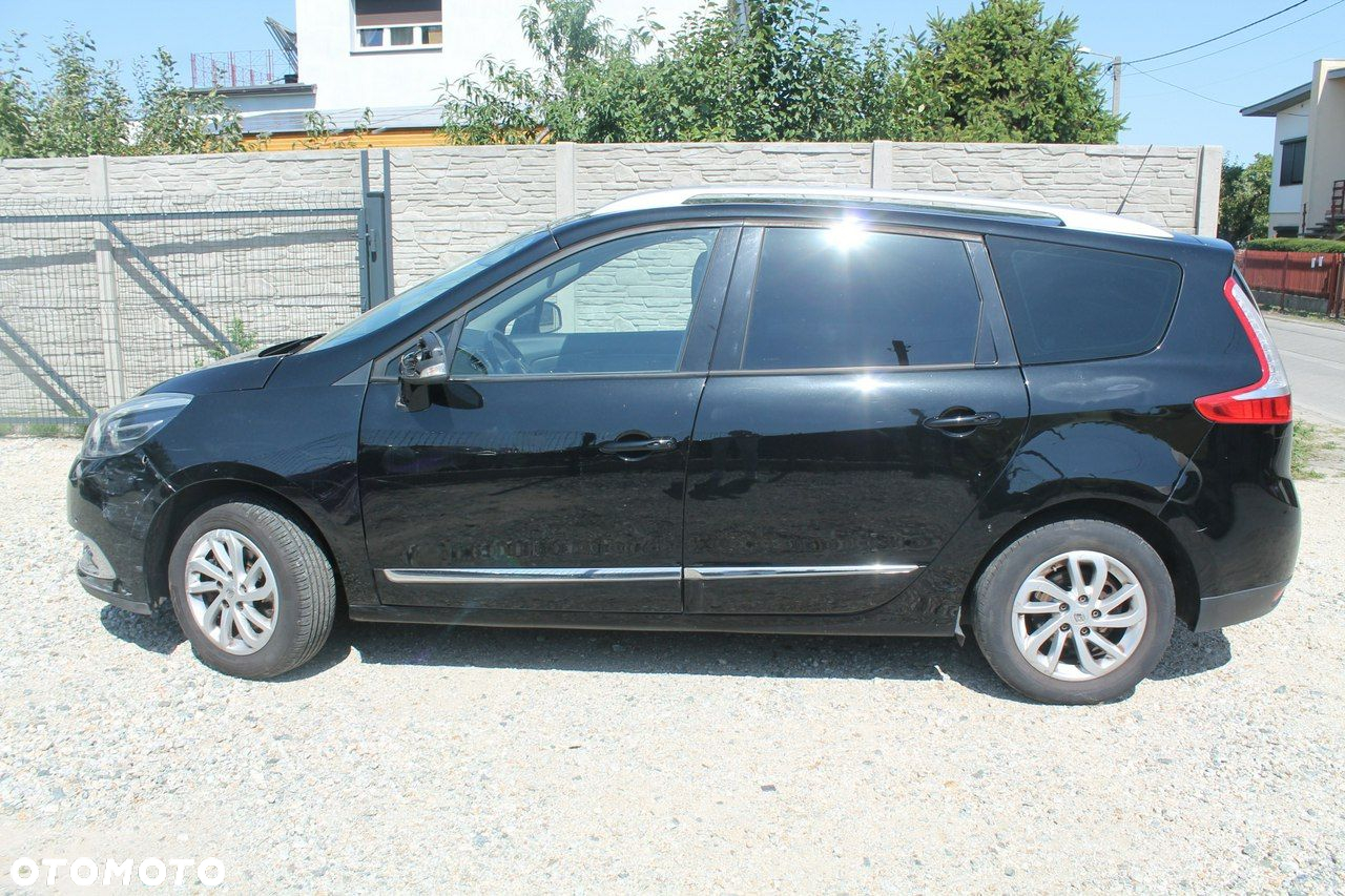 Renault Grand Scenic - 8