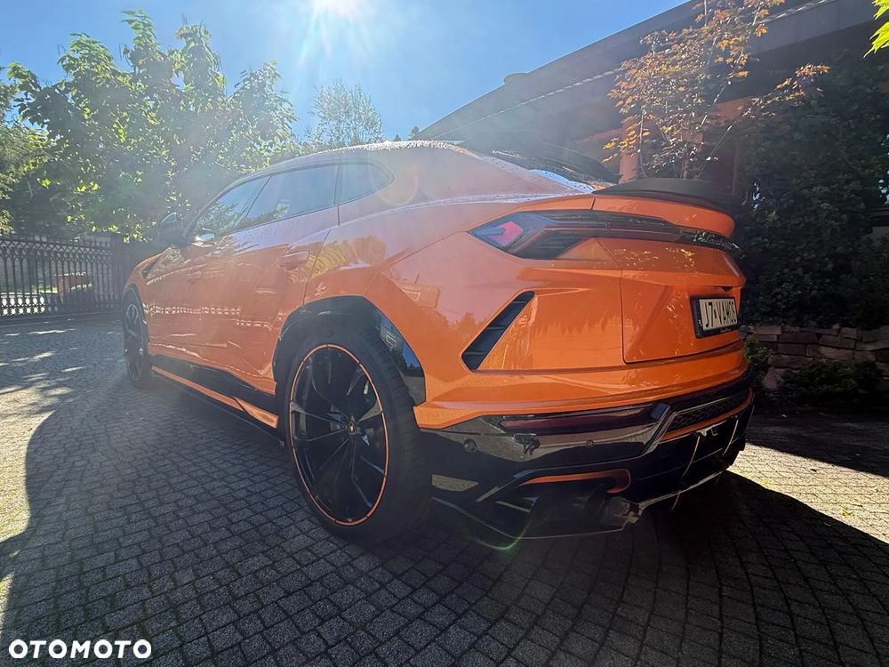 Lamborghini Urus - 6