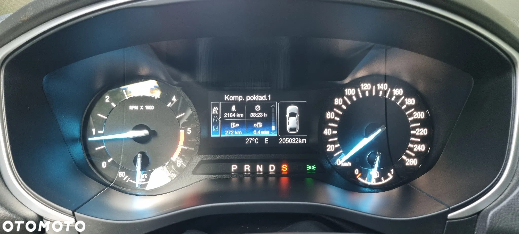 Ford Mondeo 2.0 TDCi Silver X (Amb Plus) PowerShift - 23