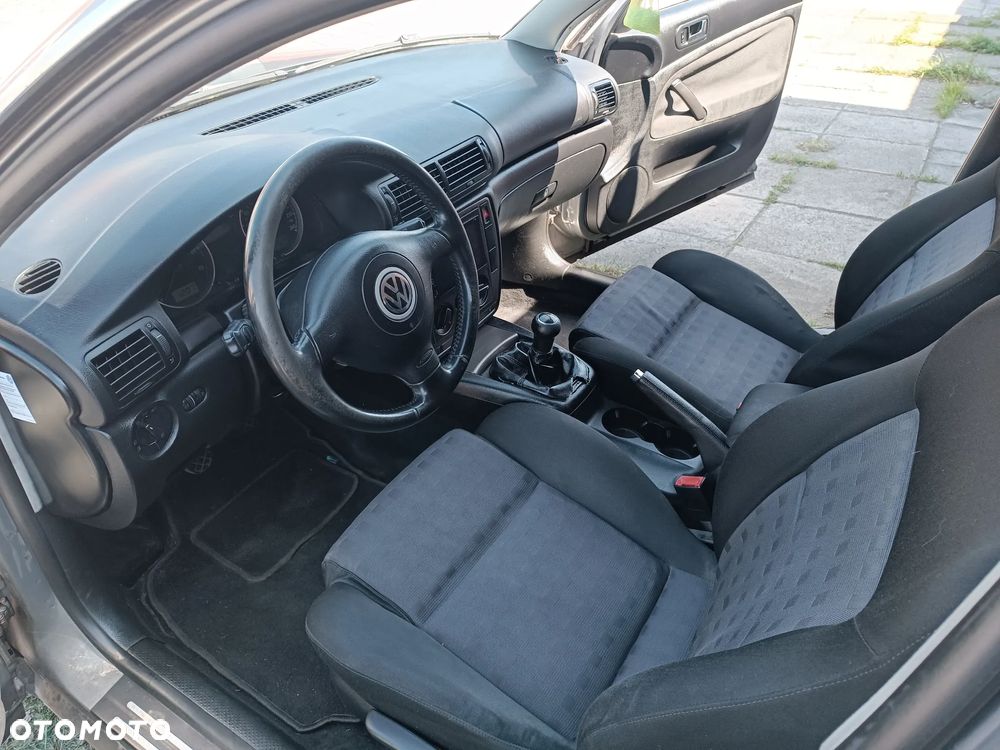 Volkswagen Passat 2.0 Comfortline - 20