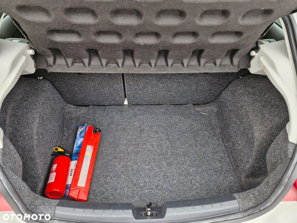 Seat Ibiza SC 1.4 16V Style - 9