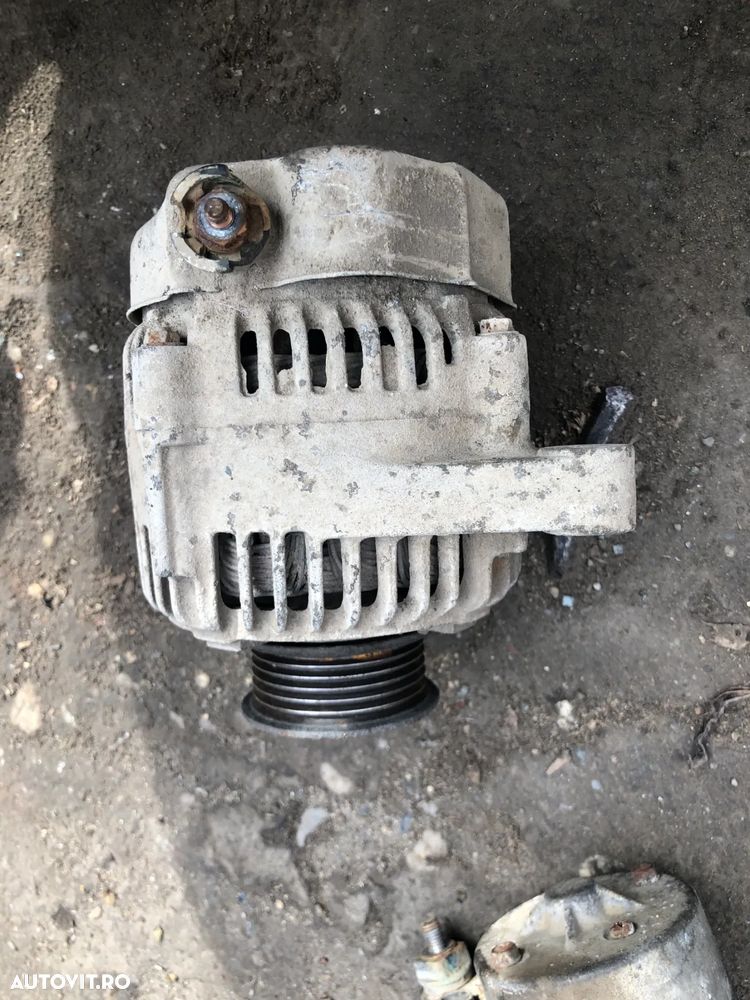 Alternator Toyota Yaris 2003 benzina - 2