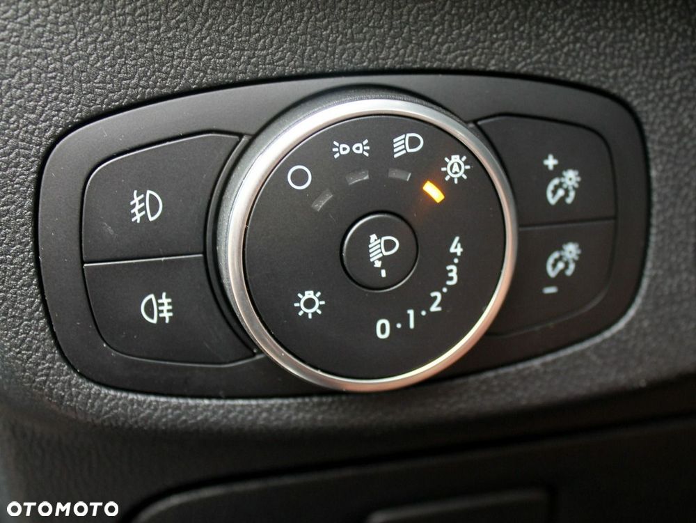 Ford Focus - 24