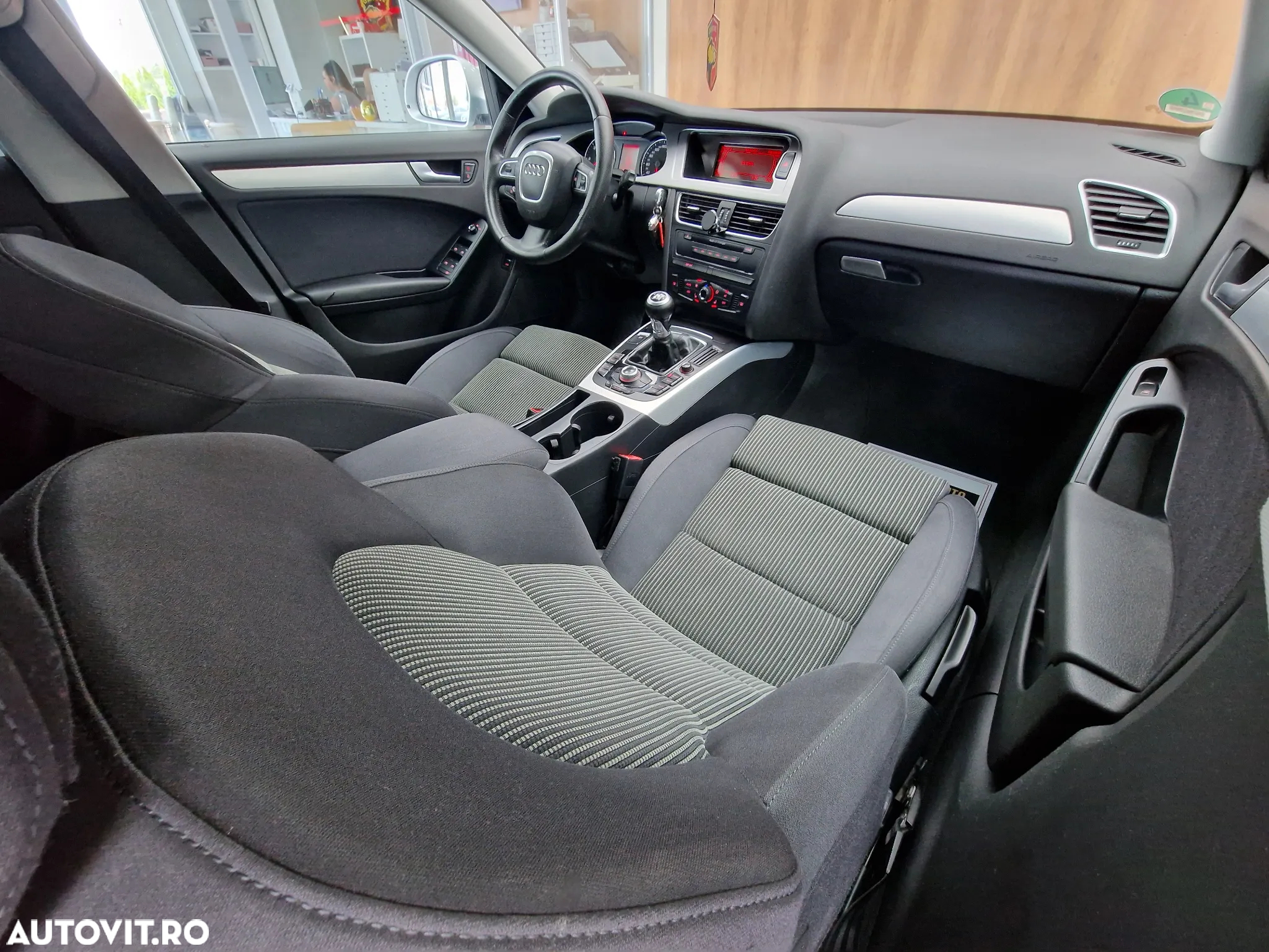 Audi A4 2.0 TDI - 14
