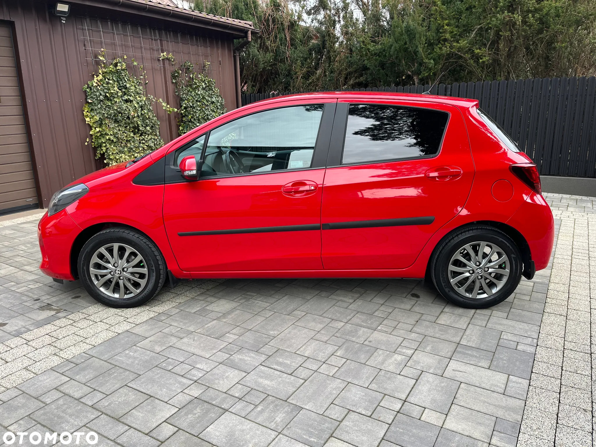 Toyota Yaris 1.33 Premium - 3