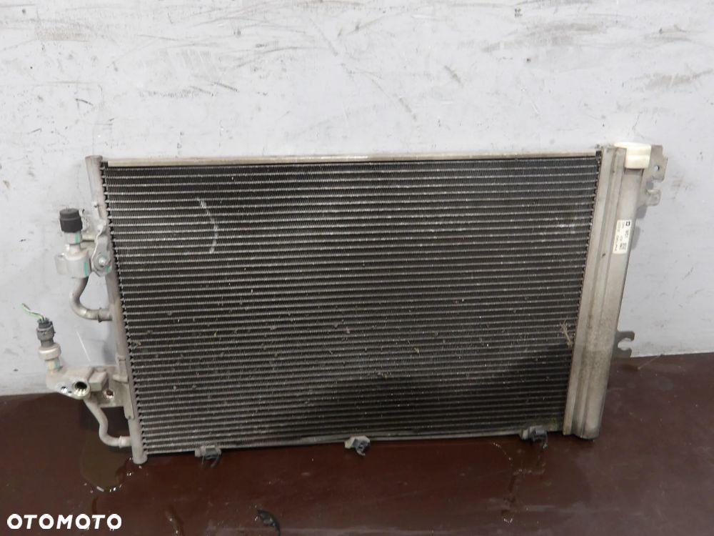 VW JETTA V 05-10 CHŁODNICA KLIMATYZACJI 13129192 - 1