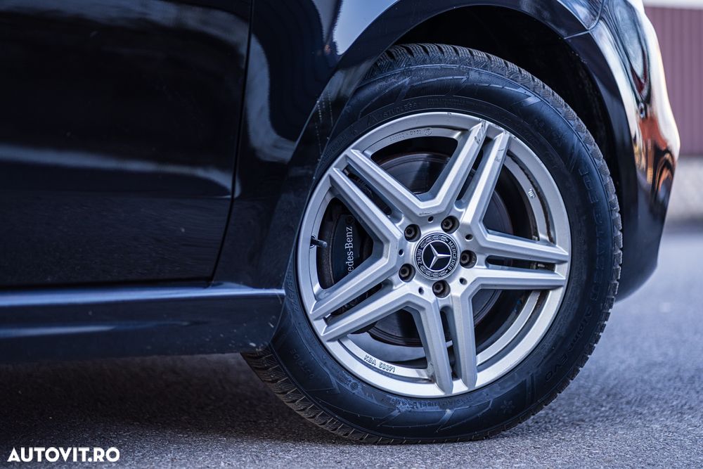 Mercedes-Benz V - 36