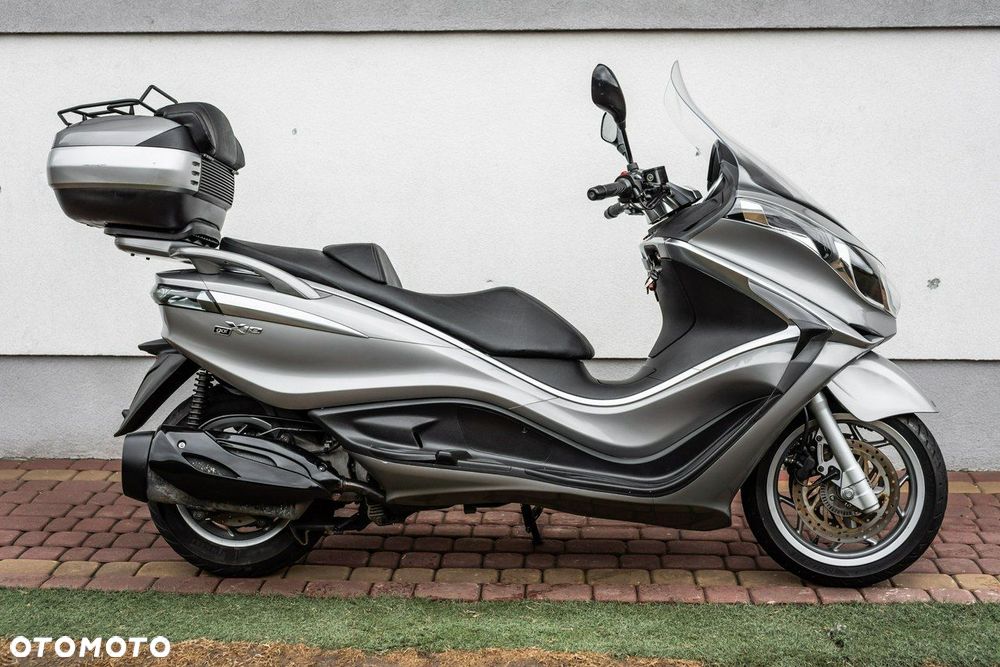 Piaggio X10 - 4