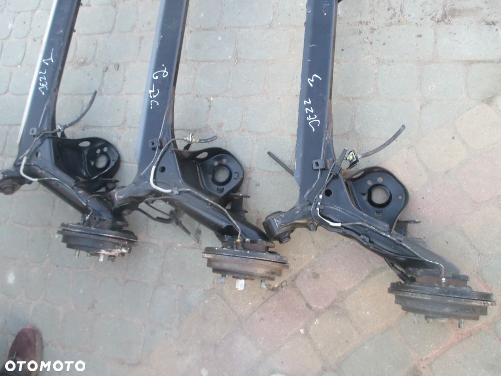 belka zawieszenia oś Honda Jazz II 02/08 Bębny ABS Orginał bez rdzy super stan - 3
