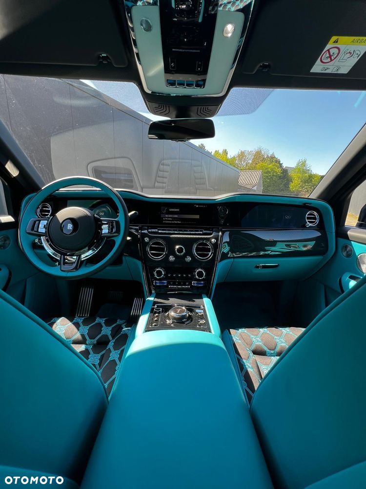 Rolls-Royce Cullinan - 19