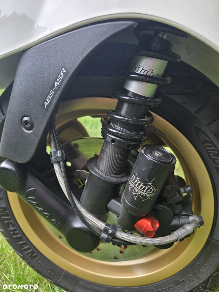 Vespa GTS - 14