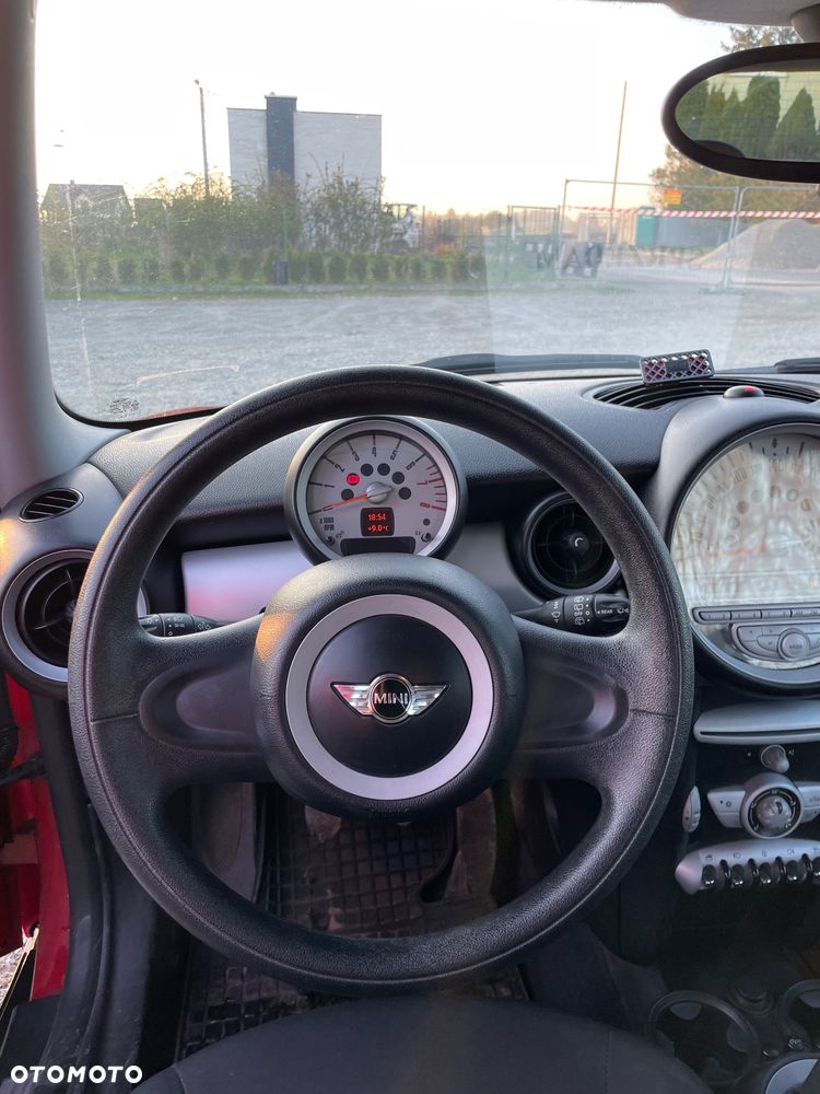 MINI ONE Standard - 13