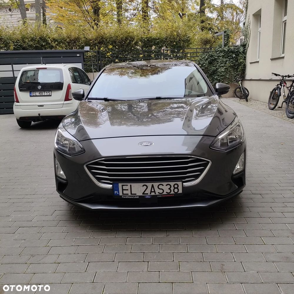 Ford Focus 2021 photo 2