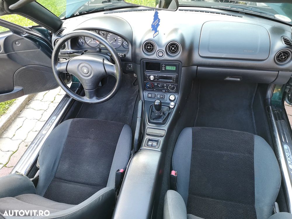 Mazda MX-5 1.6i 16V - 7