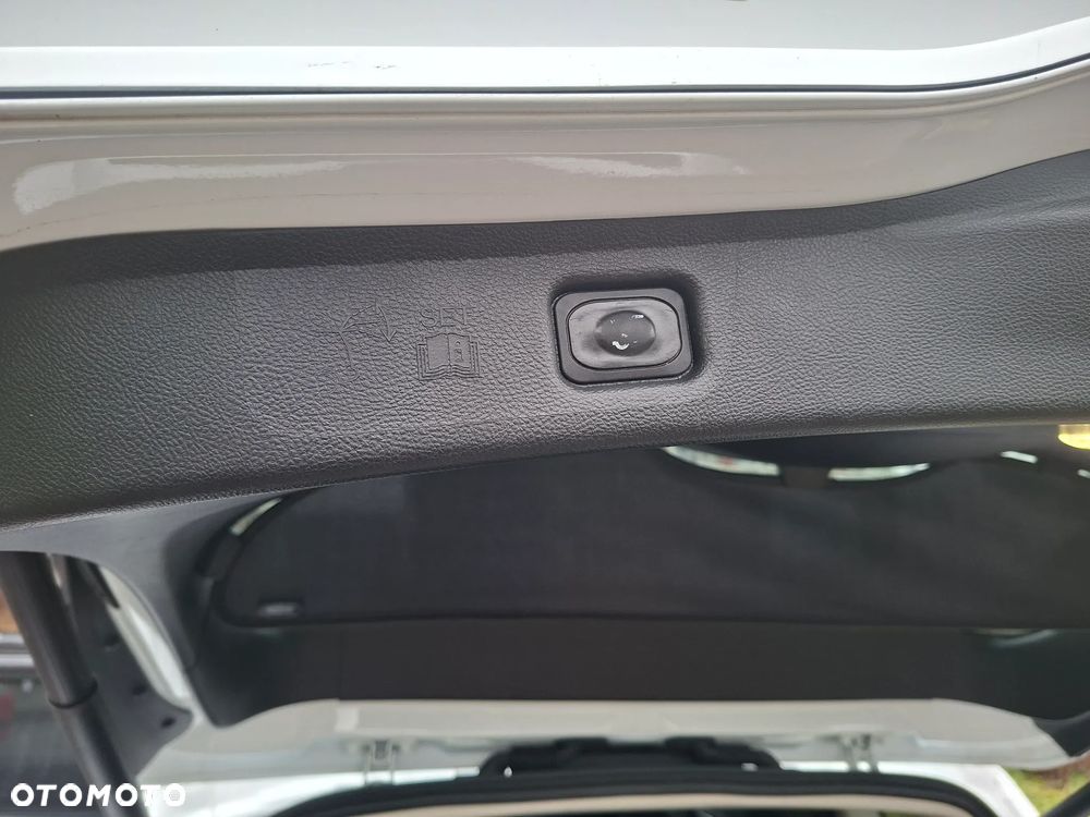 Ford S-Max 2.0 EcoBlue Titanium - 12