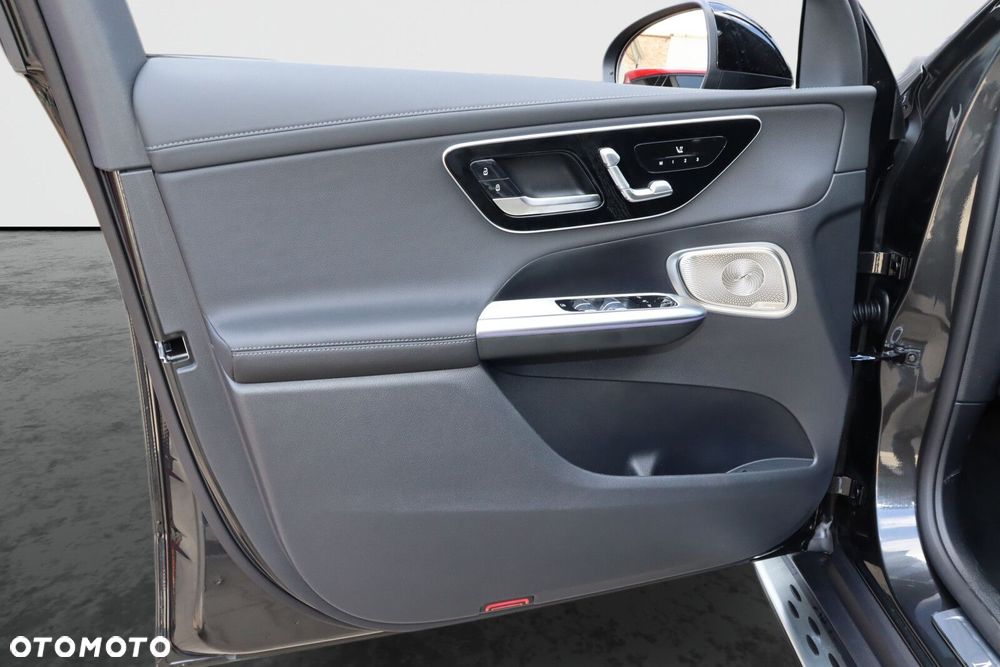 Mercedes-Benz GLC - 8