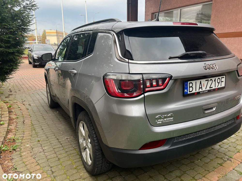 Jeep Compass - 8