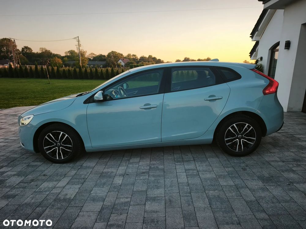 Volvo V40 - 11