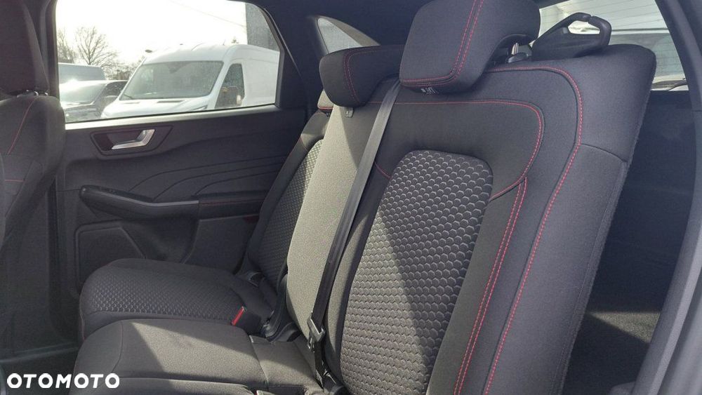 Ford Kuga - 7