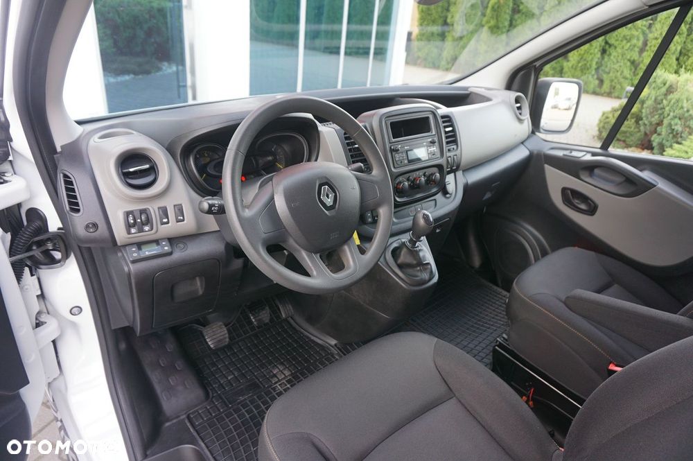 Renault TRAFIC - 4
