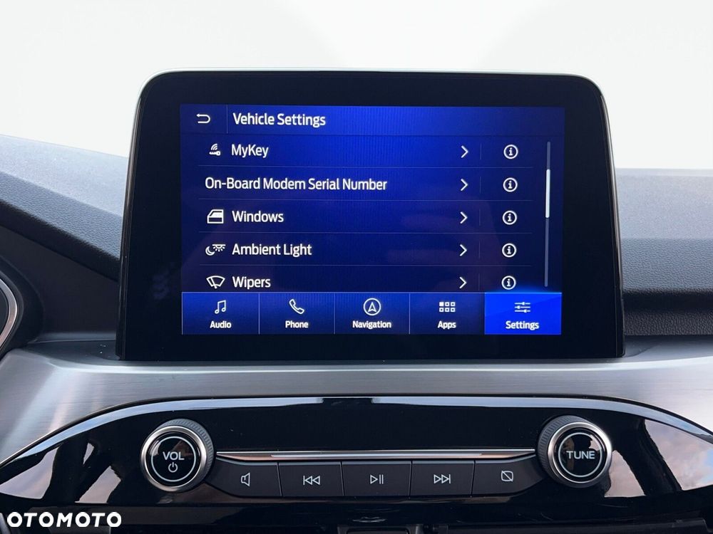 Ford Kuga - 33