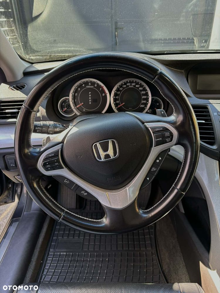 Acura TSX - 12