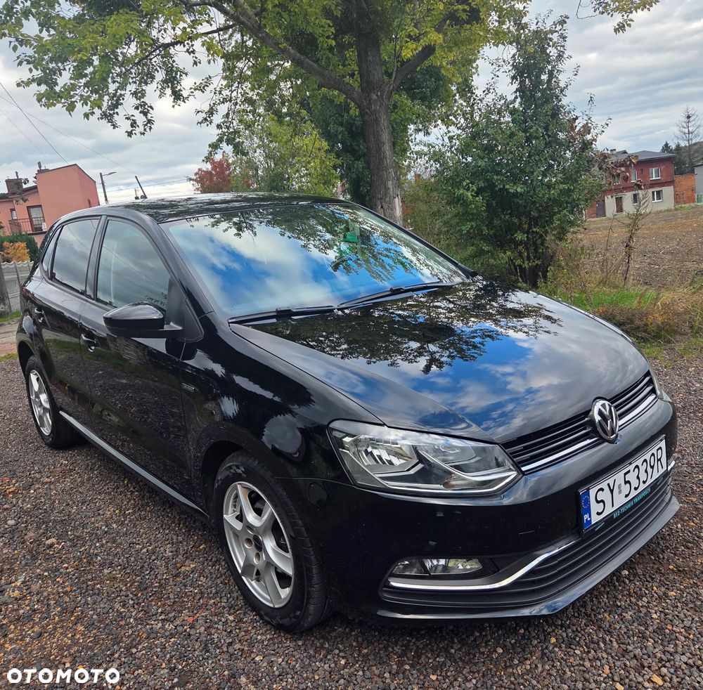 Volkswagen Polo 2015 photo 2