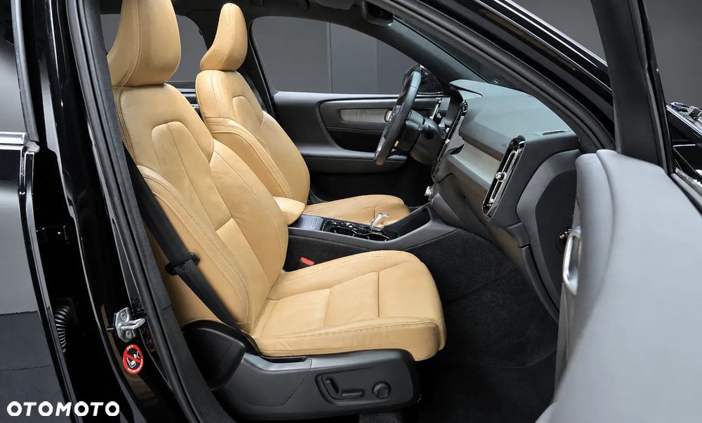 Volvo XC 40 - 12