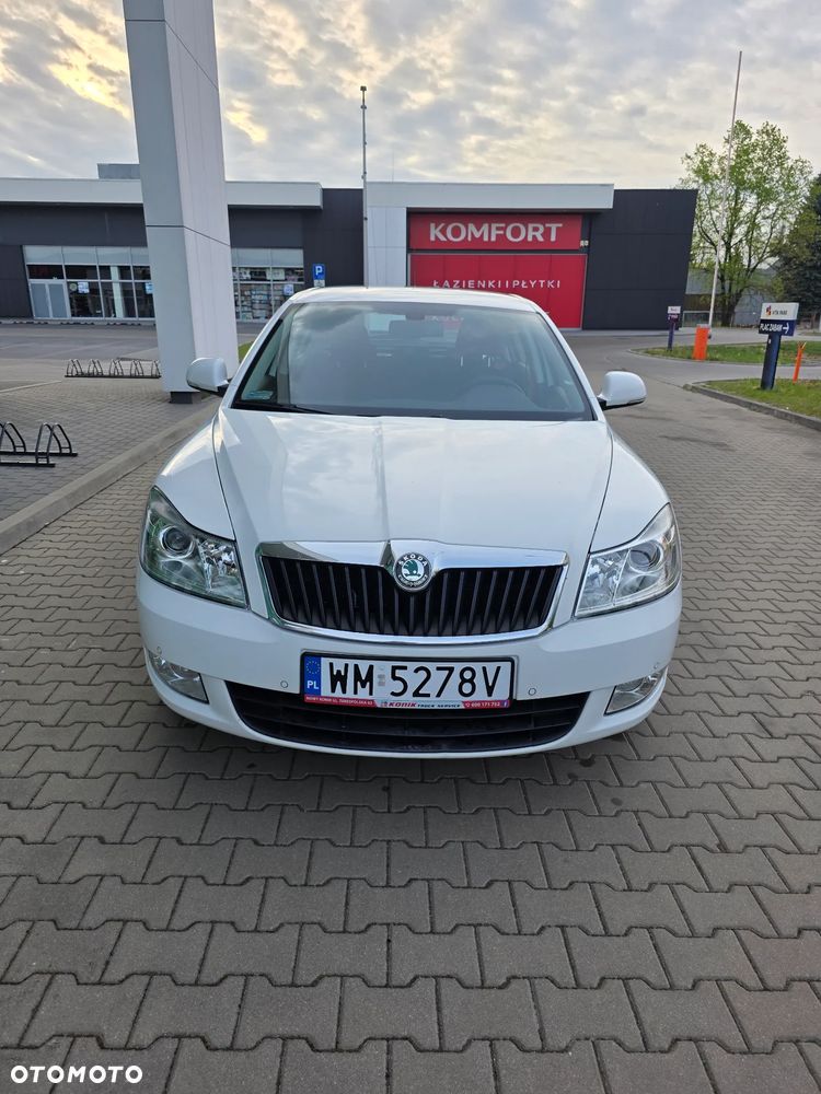 Skoda Octavia 1.6 Ambition - 23
